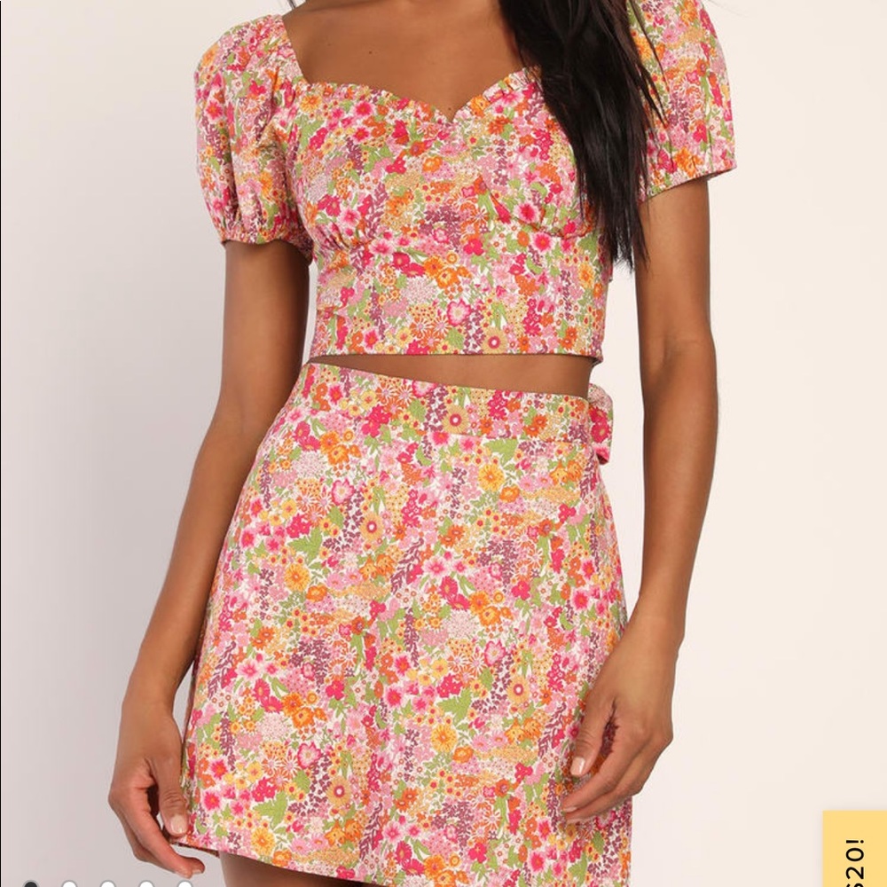 NWT Lulus floral 2 piece set